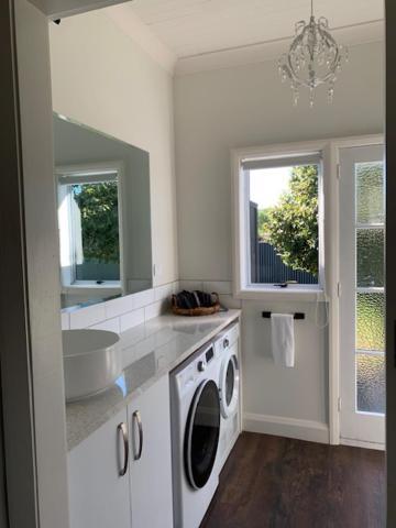Walnut House Apartment Havelock North Bagian luar foto